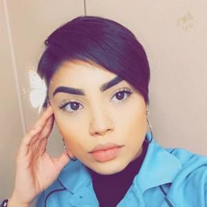 Meet your Posher, Kayla